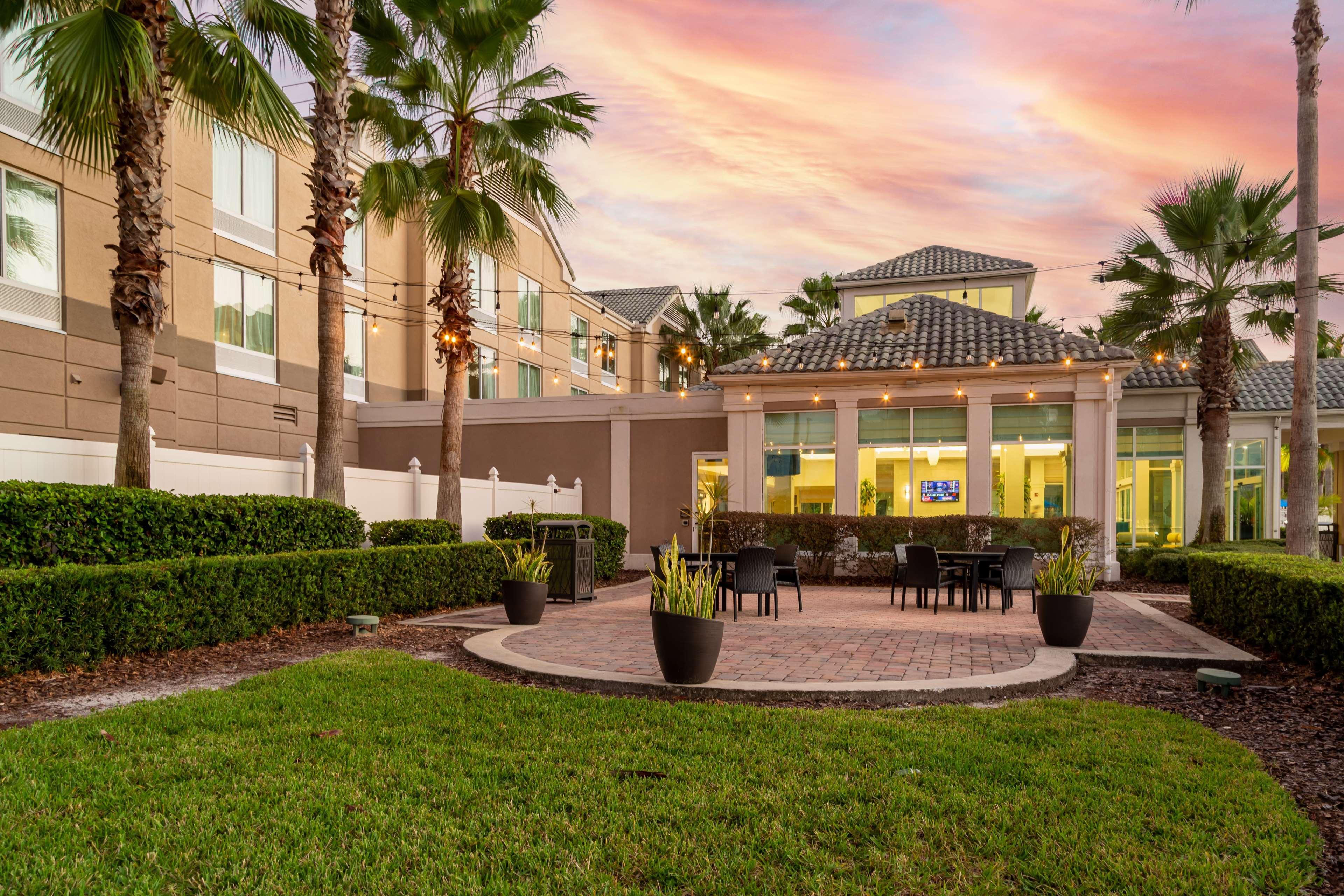 Hilton Garden Inn Orlando East - Ucf Area Alafaya Eksteriør bilde